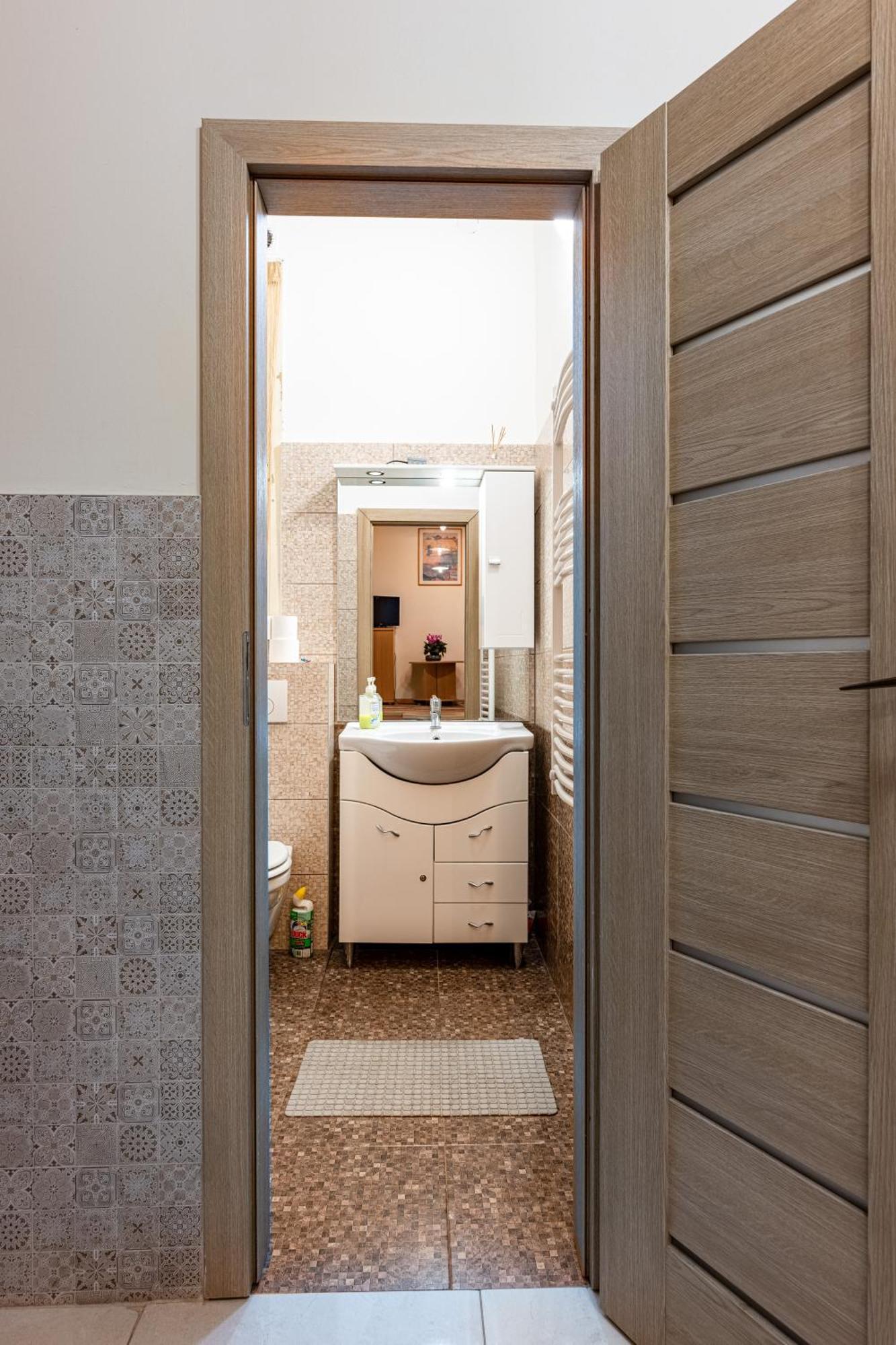 A Quiet Studio In The Heart Of The City Budapest Ngoại thất bức ảnh